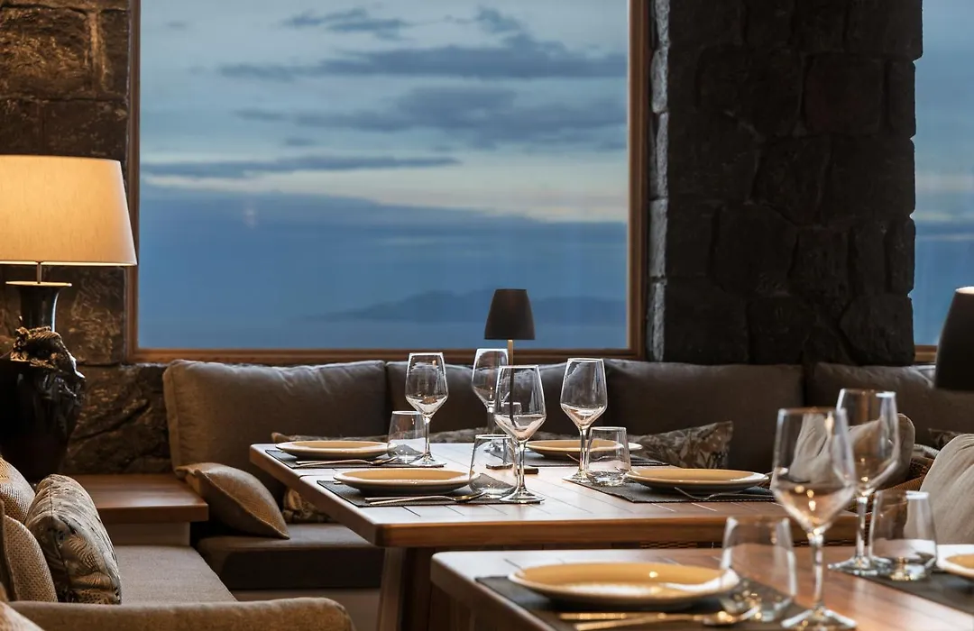 Nēro Boutique Hotel, Santorini