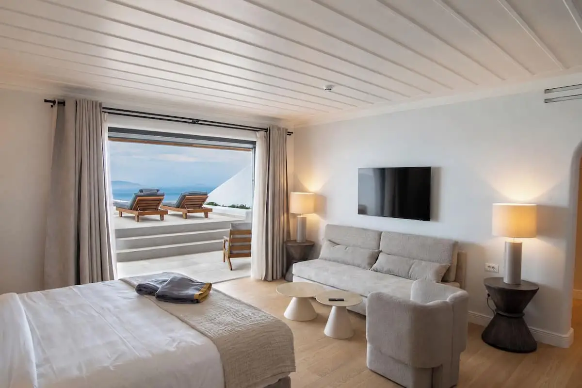 Aqua Grand Suite