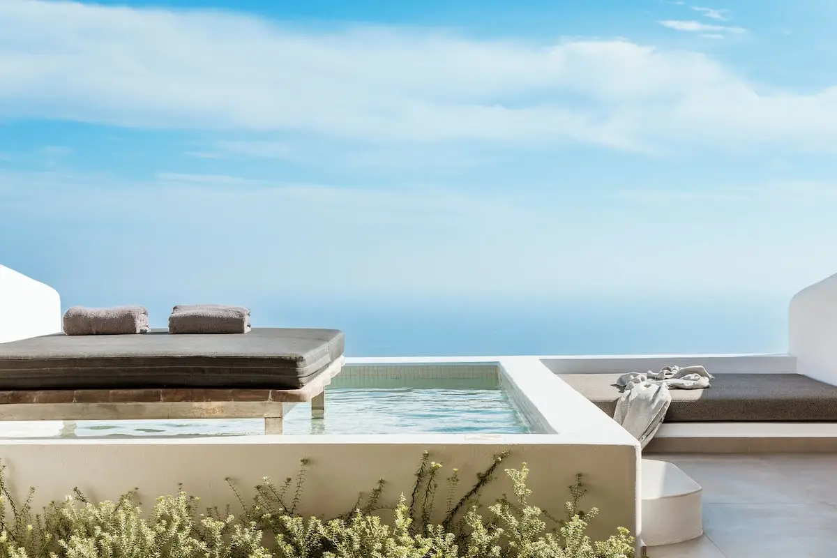 Superior Suite with Sea View and Heated Plunge Pool